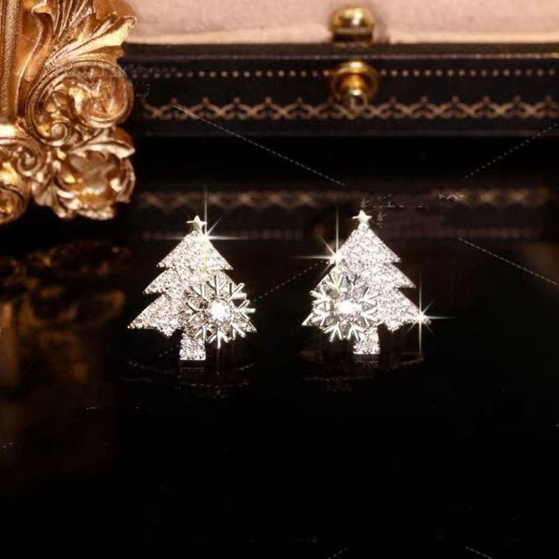 Rotatable Christmas Tree Earrings Shiny Rhinestone Snowflake Stud Earring New Year Xmas Festival Ear Jewelry Gifts Autumn And Winter Rotatable Christmas Tree Earrings Shiny Rhinestone Snowflake Stud Earring New Year Xmas Festival Ear Jewelry Gifts Autumn And Winter